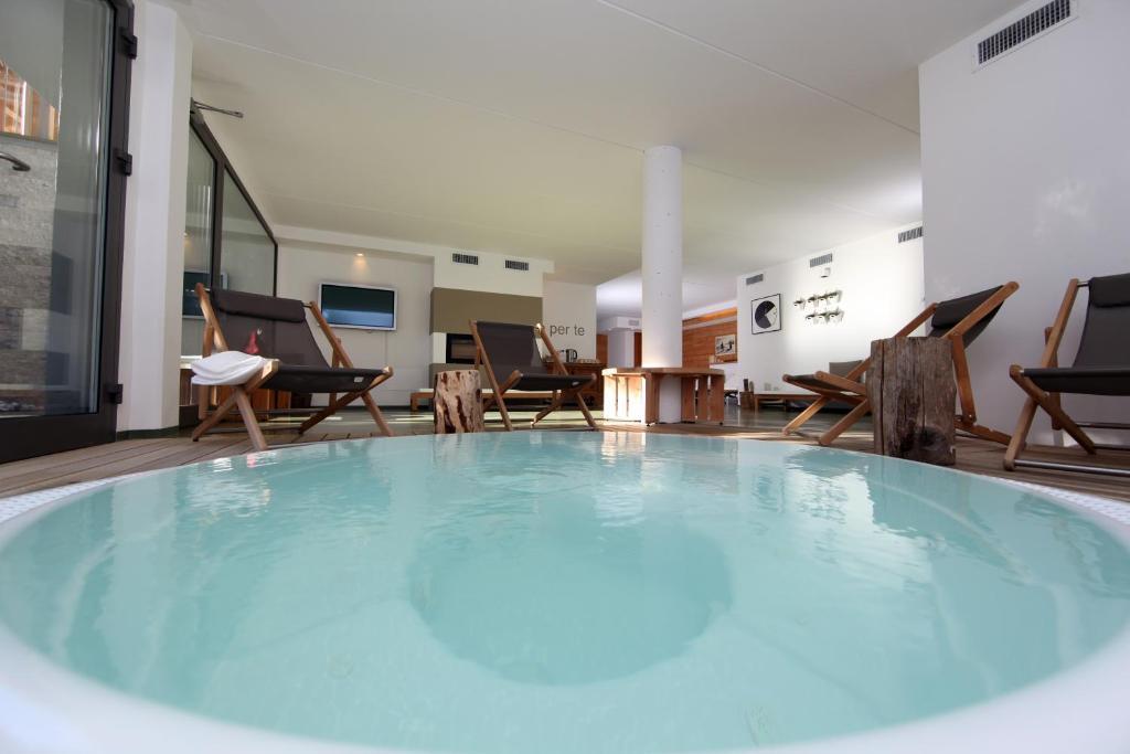 Baita Aurora Aparthotel Predazzo Exterior foto